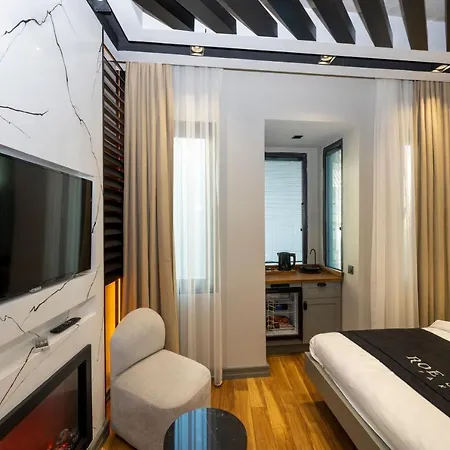 Roe - Taksim Hotell
