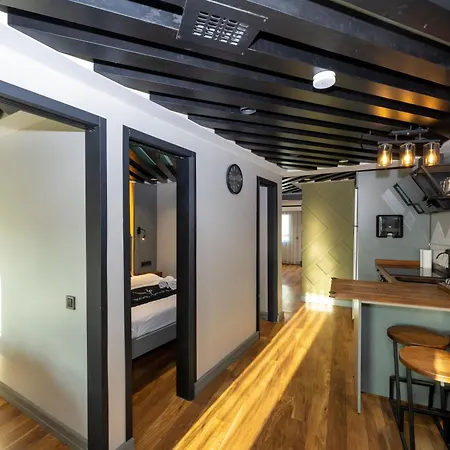 Roe - Taksim * Стамбул