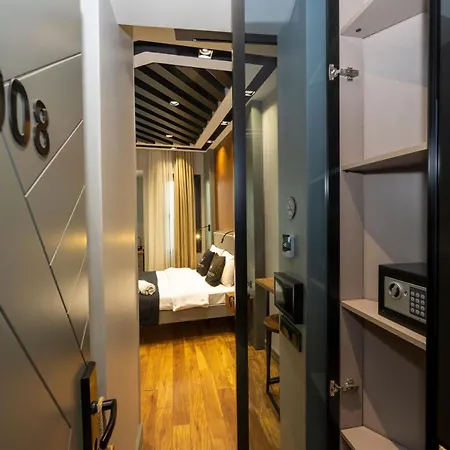 Roe - Taksim * Стамбул