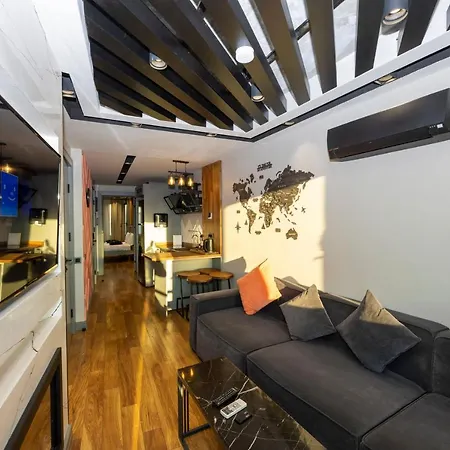 Roe - Taksim İstanbul