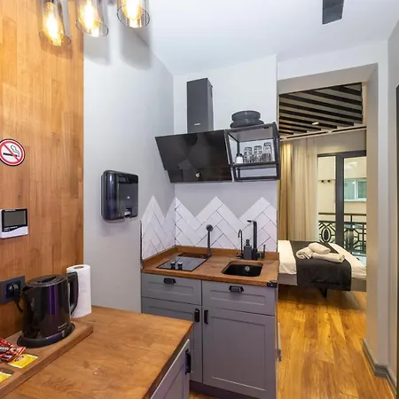 Roe - Taksim Стамбул