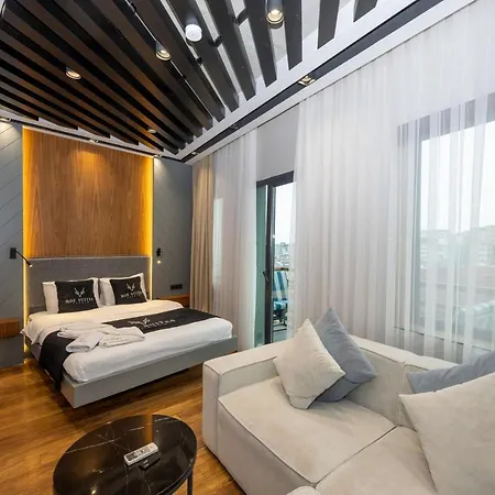 Roe - Taksim Istanbul