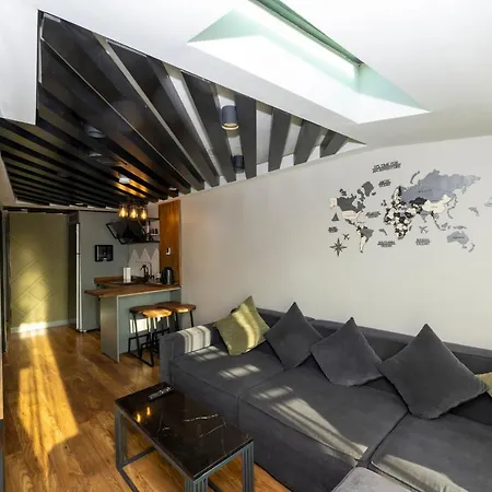 Roe - Taksim * Istanbul