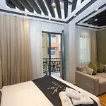 Roe - Taksim Hotel